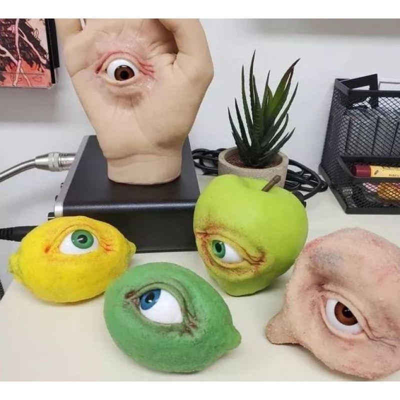 The All Seeing Fruit Resin Statue Simulation Lemon Apple Hand with Eyes Creative Sculpture Desktop Decor Home Decoration 220609
The All Seeing Fruit Resin Statue Simulation Lemon Apple Hand with Eyes Creative Sculpture Desktop Decor Home Decoration 220609