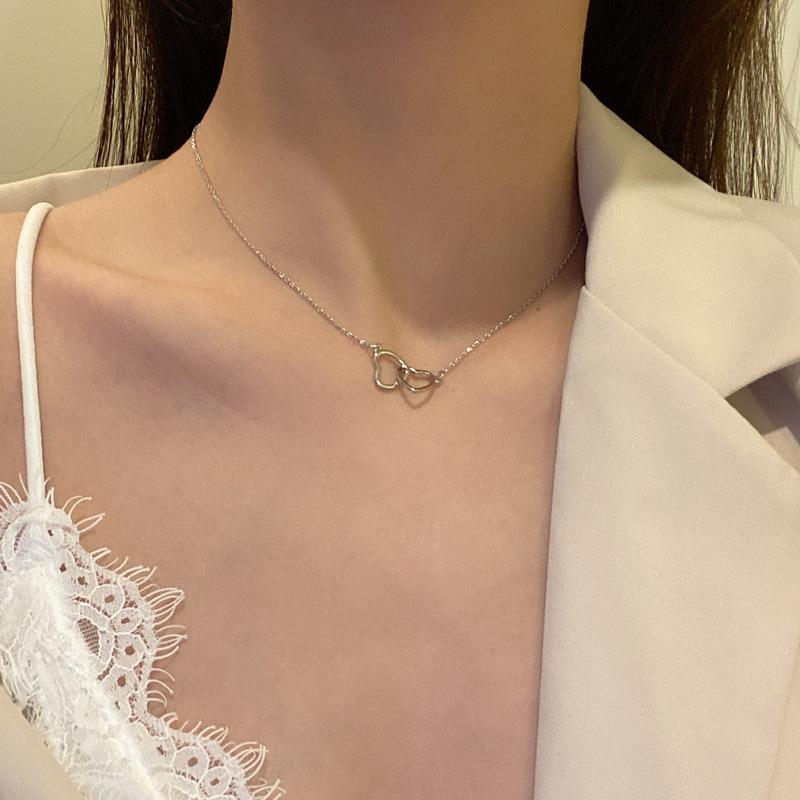 Pendant Necklaces Double Ring Heart Necklace For Women Two Hollow Hearts Gold Silver Color Collar Geometric Chain NecklacePendant
Pendant Necklaces Double Ring Heart Necklace For Women Two Hollow Hearts Gold Silver Color Collar Geometric Chain NecklacePendant