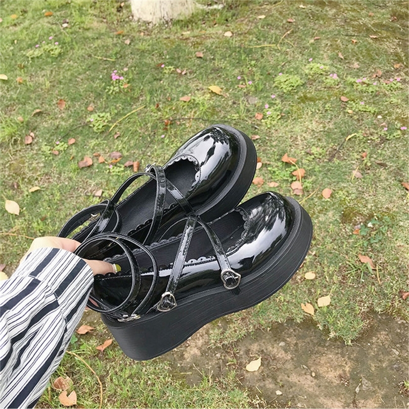 Lolita Chunky Gothic Platform Wedges Mary Jane Sepatu untuk Wanita Paten Kulit Gesper Tali Hak Tinggi Punk Manis Flat 220614, Bright black
Lolita Chunky Gothic Platform Wedges Mary Jane Sepatu untuk Wanita Paten Kulit Gesper Tali Hak Tinggi Punk Manis Flat 220614, Bright black