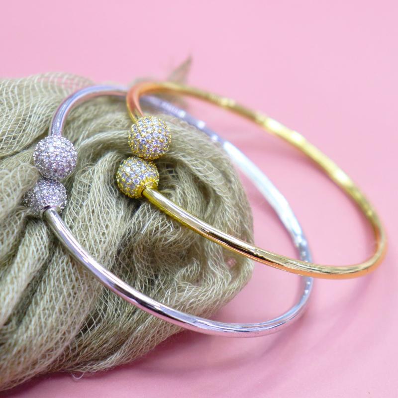 Bangle Tengci Fashion Classic Copper Zircon Round Ball Bracelet Europe Asia Selling Jewelry Party Girl Gift B0887Bangle
Bangle Tengci Fashion Classic Copper Zircon Round Ball Bracelet Europe Asia Selling Jewelry Party Girl Gift B0887Bangle