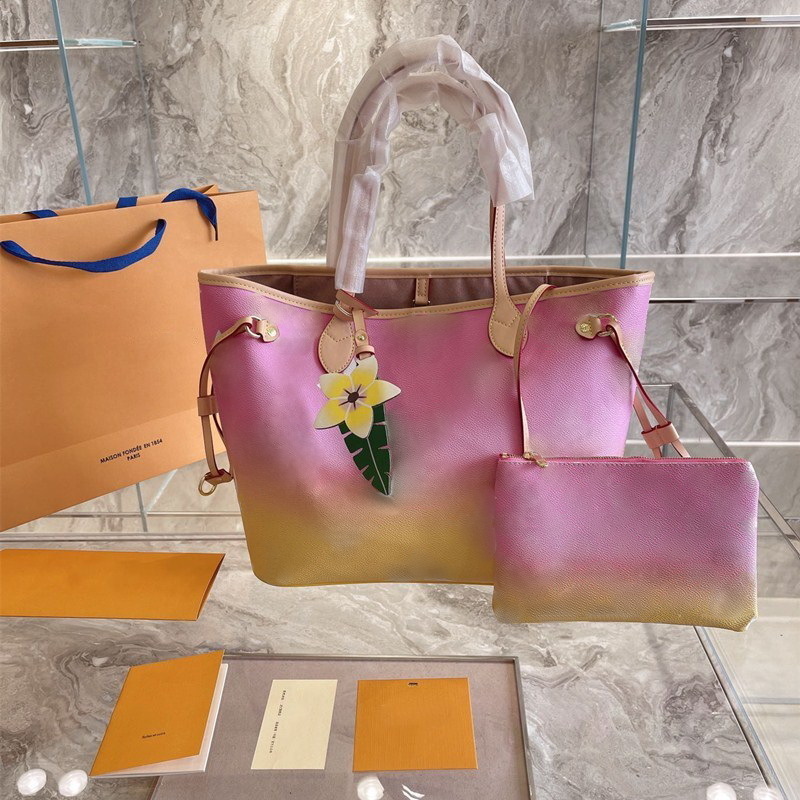 M45678 Gradient Onthego 2Pcs Shoulder Crossbody Bags Full Shopping Designer Handbags Cowhide Quality Women Fashion Messenger J Bag, Freught dhl
M45678 Gradient Onthego 2Pcs Shoulder Crossbody Bags Full Shopping Designer Handbags Cowhide Quality Women Fashion Messenger J Bag, Freught dhl
