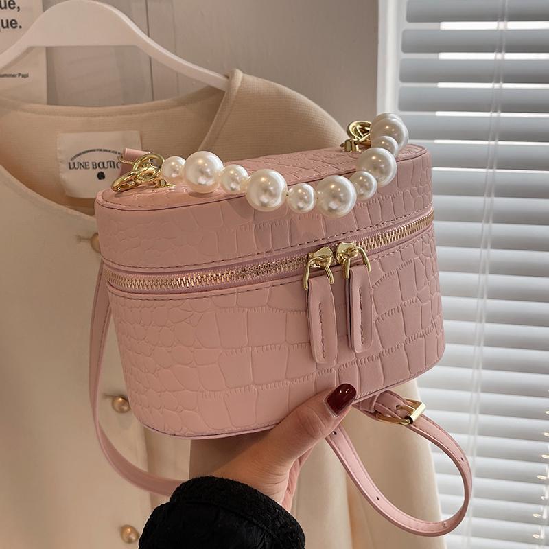Evening Bags Lattice Sweet Tote Box Bag 2022 High-quality PU Leather Women Designer Handbag Shoulder Messenger BagEvening EveningEvening, Green
Evening Bags Lattice Sweet Tote Box Bag 2022 High-quality PU Leather Women Designer Handbag Shoulder Messenger BagEvening EveningEvening, Green