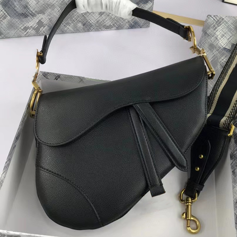 Popular Designer Fashion Crossbody bags womens handbags purse shoulder Messenger wallet genuine leather in Palm rough Skin Matte hardware color with letter straps, Carton
Popular Designer Fashion Crossbody bags womens handbags purse shoulder Messenger wallet genuine leather in Palm rough Skin Matte hardware color with letter straps, Carton