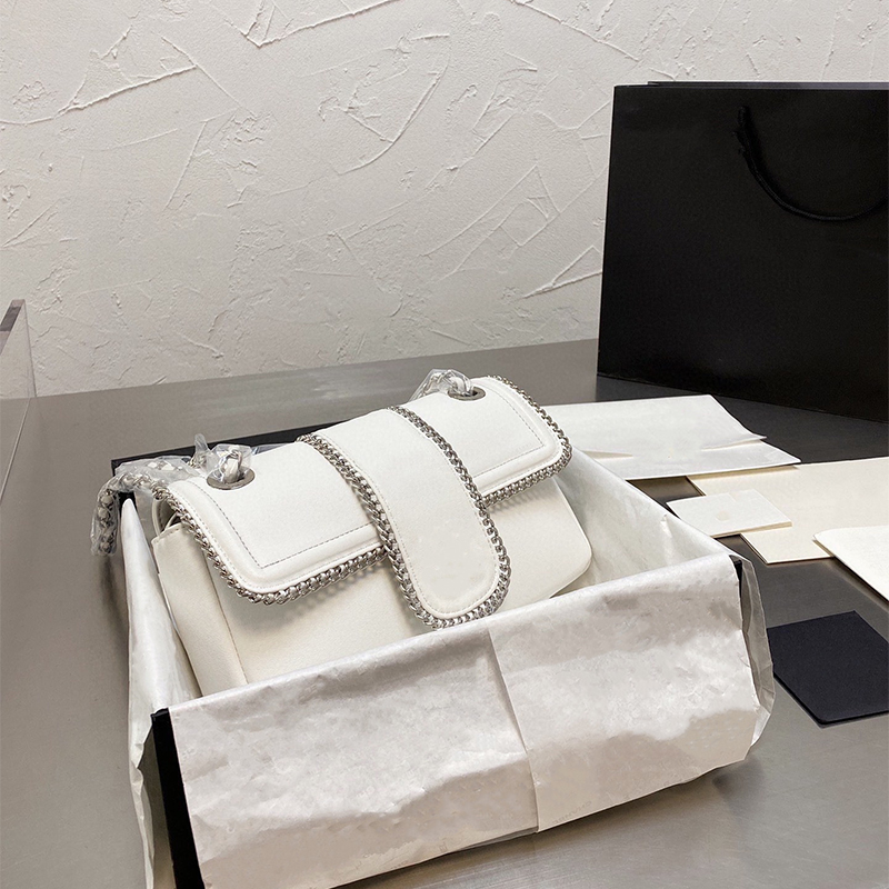 Top High Quality Luxury Women's Bags Fashion Chain Designer Handbag Large Capacity Classic French Shoulder Bag Retro Messenger Crossbody Bag Genuine Leather Totes, Black
Top High Quality Luxury Women's Bags Fashion Chain Designer Handbag Large Capacity Classic French Shoulder Bag Retro Messenger Crossbody Bag Genuine Leather Totes, Black