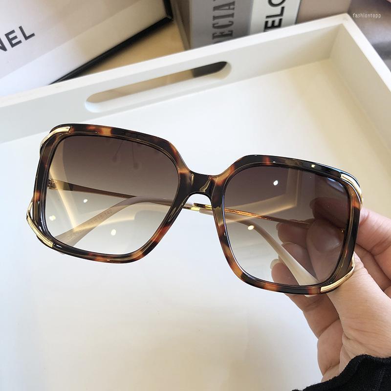Sunglasses Fashion Ladies Tortoiseshell Women 2022 Hollow Out Frame Anti Blue Light Eyeglasses Metal Glasses FrameSunglassesSunglasses
Sunglasses Fashion Ladies Tortoiseshell Women 2022 Hollow Out Frame Anti Blue Light Eyeglasses Metal Glasses FrameSunglassesSunglasses