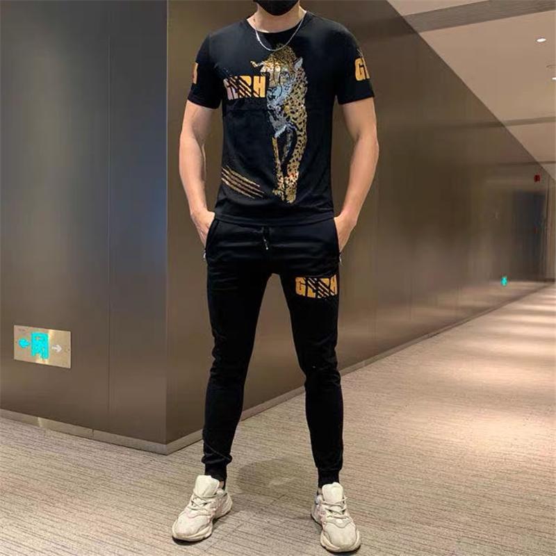 Men's Tracksuits Summer Brand Diamond Printed Shirt Men+casual Pants Suit Short Sleeve Casual Clothing, Color as shown
Men's Tracksuits Summer Brand Diamond Printed Shirt Men+casual Pants Suit Short Sleeve Casual Clothing, Color as shown