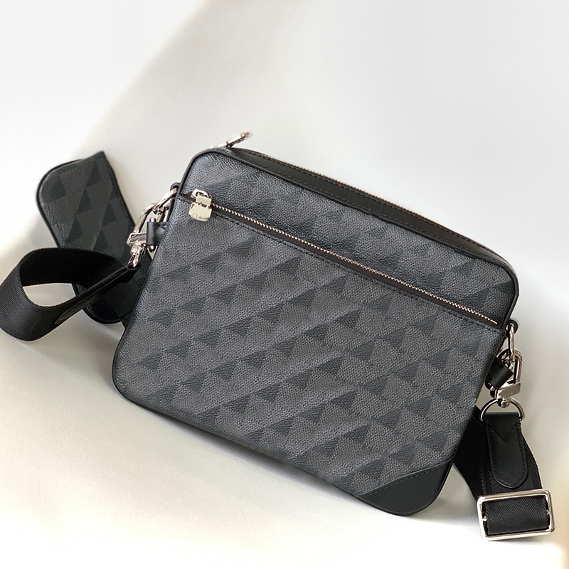 9A Top Quality Designer bag Factory wholesale men's shoulder real leather backpack bag Correct alignment man handbags purse handbag hot Size 25cmx18cm.5x7cm, Photo color
9A Top Quality Designer bag Factory wholesale men's shoulder real leather backpack bag Correct alignment man handbags purse handbag hot Size 25cmx18cm.5x7cm, Photo color