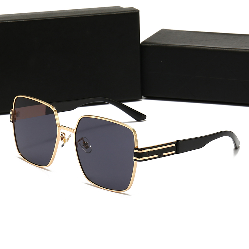 Vintage Men Women Designer Sunglasses Brand Eyeglasses Outdoor Shades Bamboo Shape Metal Frame Classic Lady luxury Sun glasses for Women with Box
Vintage Men Women Designer Sunglasses Brand Eyeglasses Outdoor Shades Bamboo Shape Metal Frame Classic Lady luxury Sun glasses for Women with Box
