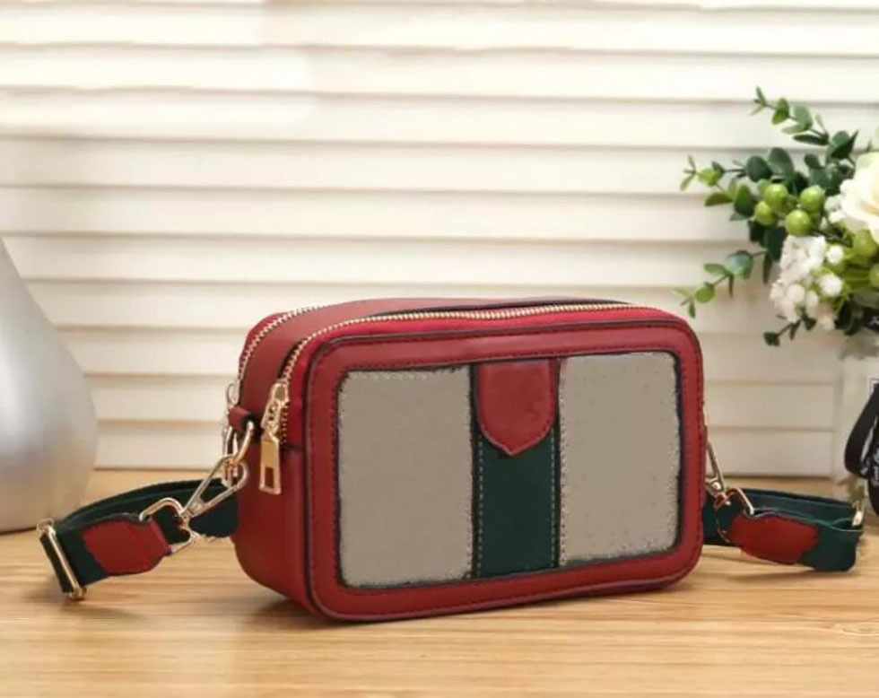 Double G shoulder bag mini square Ophidia Totes Handbags crossbody Bag's Handbag Women messenger cosmetic bags Tote Men Purses Mens Leather Clutch Wallet S, Bronze
Double G shoulder bag mini square Ophidia Totes Handbags crossbody Bag's Handbag Women messenger cosmetic bags Tote Men Purses Mens Leather Clutch Wallet S, Bronze