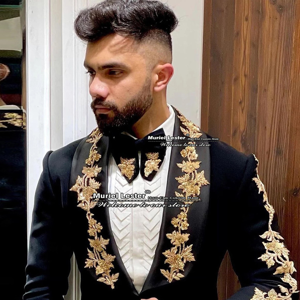 Newest Bead Lapel Wedding Tuxedos Slim Fit Black Suit for Groom Wear Gold Appliques 2 Pieces Men Prom Blazer 0516