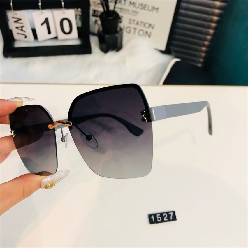 2022 new women's fashion frameless square Sunglasses beach vacation round face thin photo Sunglasses
2022 new women's fashion frameless square Sunglasses beach vacation round face thin photo Sunglasses