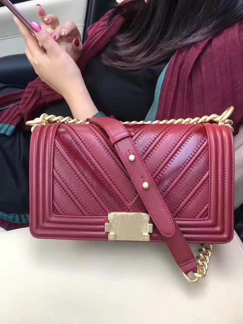 Hot sell new woman evening bag designer genuine leather with chain handle lady dress everyday boy bags, Black
Hot sell new woman evening bag designer genuine leather with chain handle lady dress everyday boy bags, Black