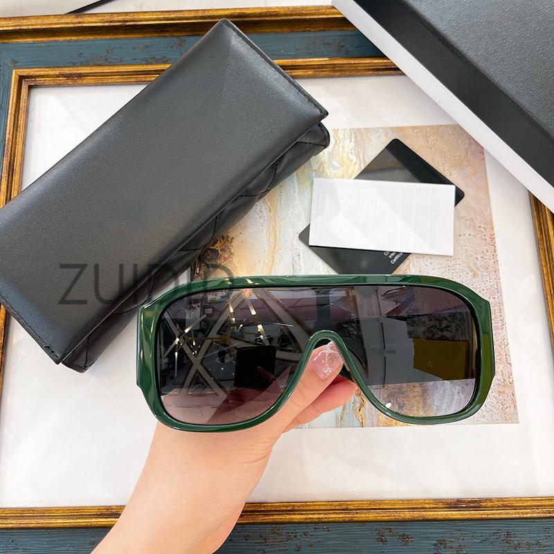 Sunglasses Conjoined Dark Green Trend 5466 Personality All-In-One Big Frame Ride Catwalk Fashion Brand Design Neutral UV400Sunglasses
Sunglasses Conjoined Dark Green Trend 5466 Personality All-In-One Big Frame Ride Catwalk Fashion Brand Design Neutral UV400Sunglasses