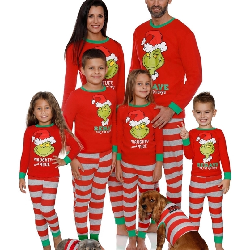 Christmas Family Matching Sleepwear Clothes Mother Father Kids Cartoon Print Pajamas Mom and Me Warm Nightwear Clothing 201128