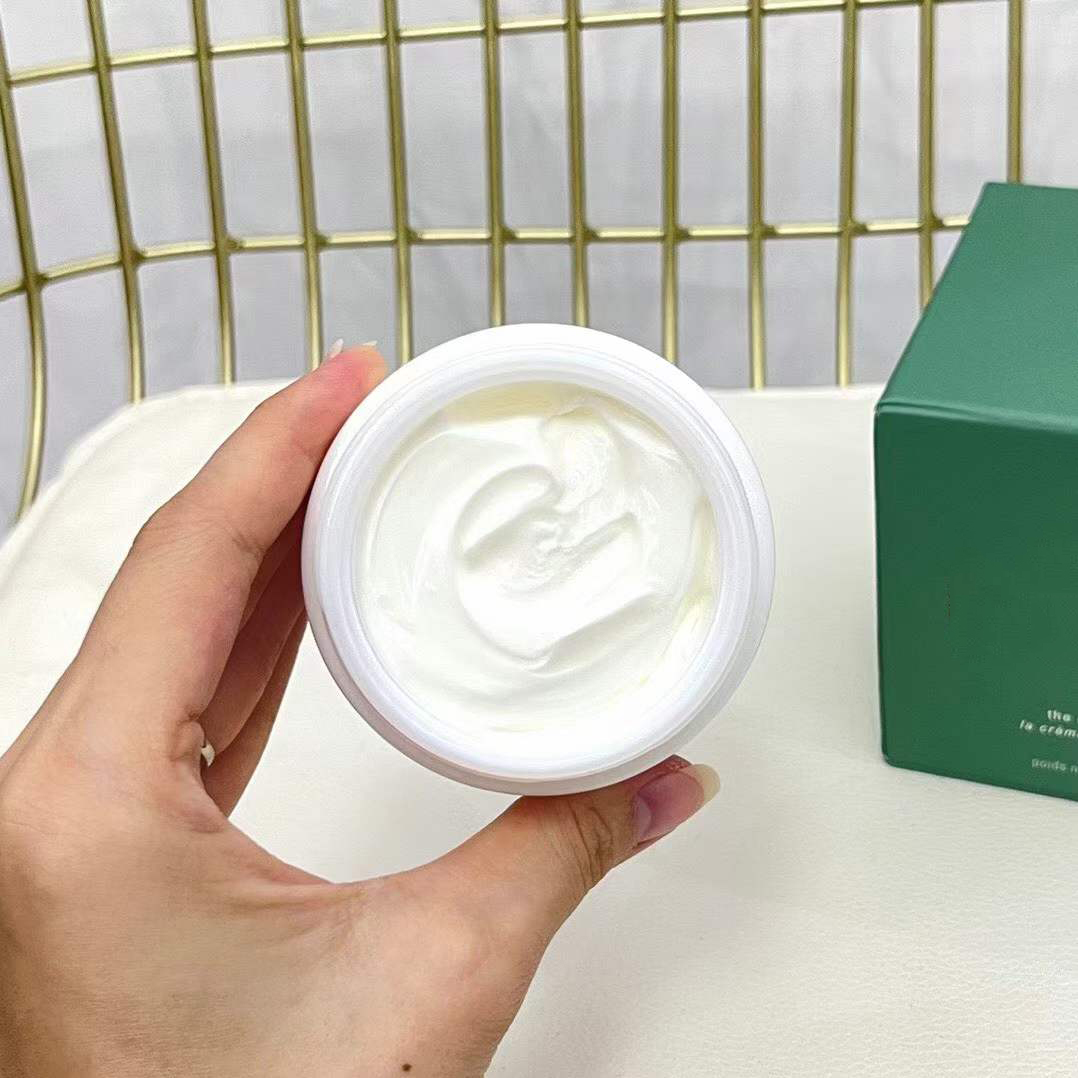 famous brand The moisturizing cream regeneration intense CREME 30ml 60ml 100ml skin care cream
famous brand The moisturizing cream regeneration intense CREME 30ml 60ml 100ml skin care cream