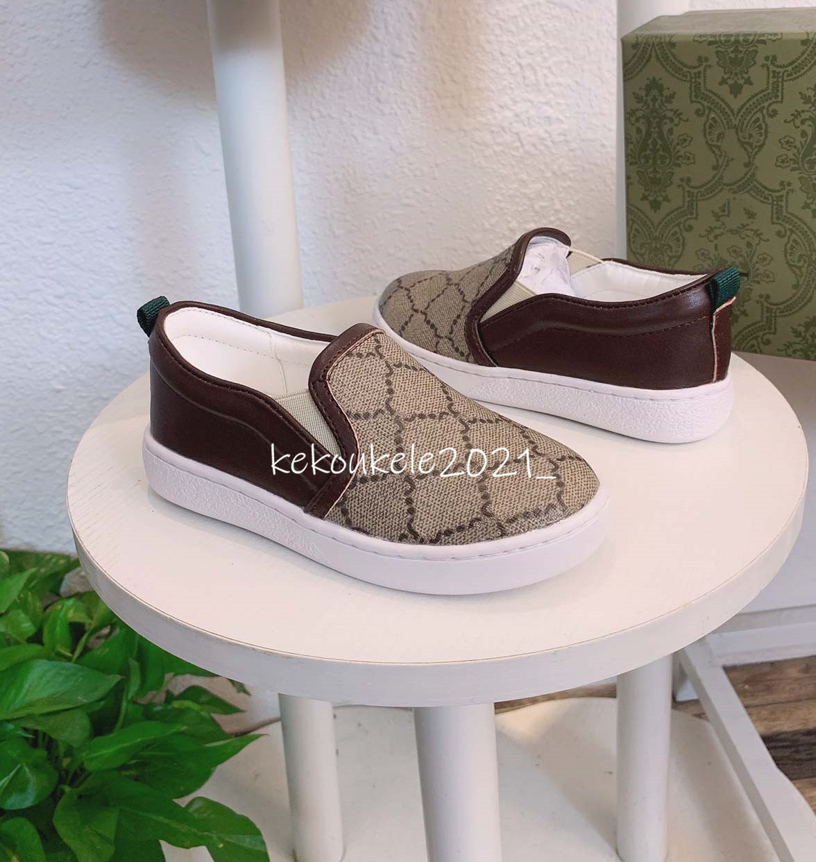 Kids Shoes Children Boys and Girls Fashion Genuine Leather Comfortable Casual Running Shoes Baby Sneakers Top quality, Black
Kids Shoes Children Boys and Girls Fashion Genuine Leather Comfortable Casual Running Shoes Baby Sneakers Top quality, Black