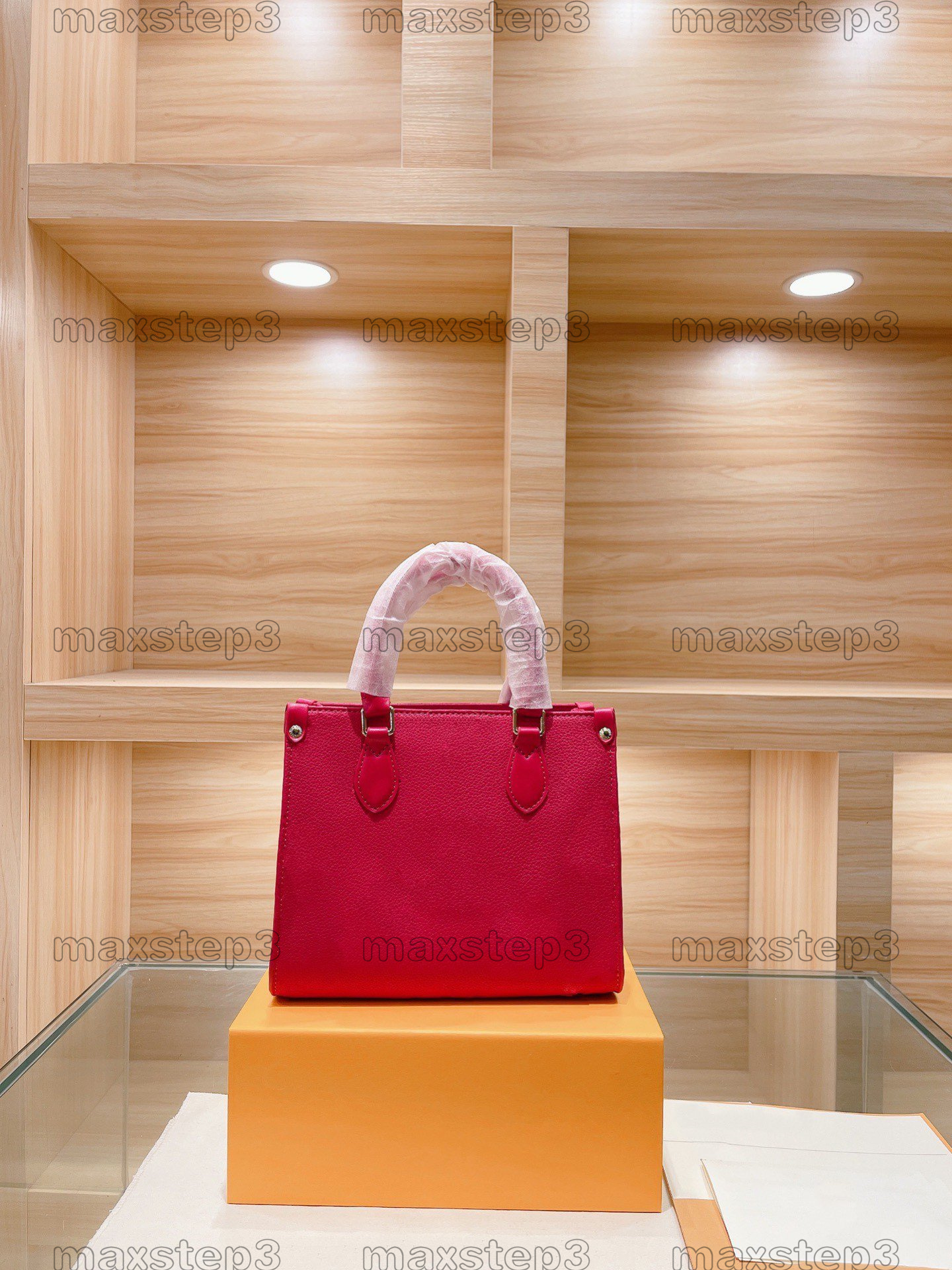 ONTHEGO PM 25cm Mini Tote Bag Embossed Bicolor Monograms Leather Handbag Cross Body handle Carry Purse Wallets 25cm on the go
ONTHEGO PM 25cm Mini Tote Bag Embossed Bicolor Monograms Leather Handbag Cross Body handle Carry Purse Wallets 25cm on the go