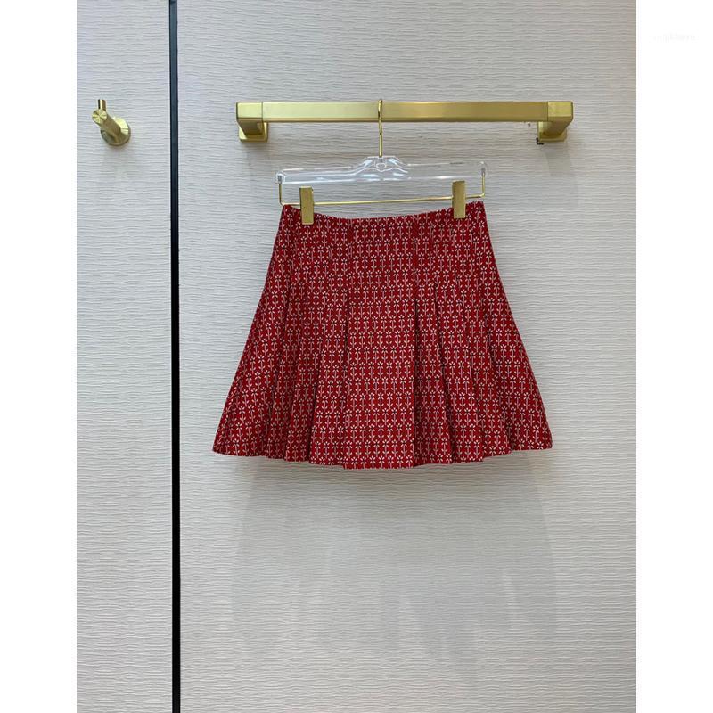 Skirts Quality 11.16 High End Vintage Fashion Daisy Jacquard Red Pleated Women Temperament Mini Skirt
Skirts Quality 11.16 High End Vintage Fashion Daisy Jacquard Red Pleated Women Temperament Mini Skirt