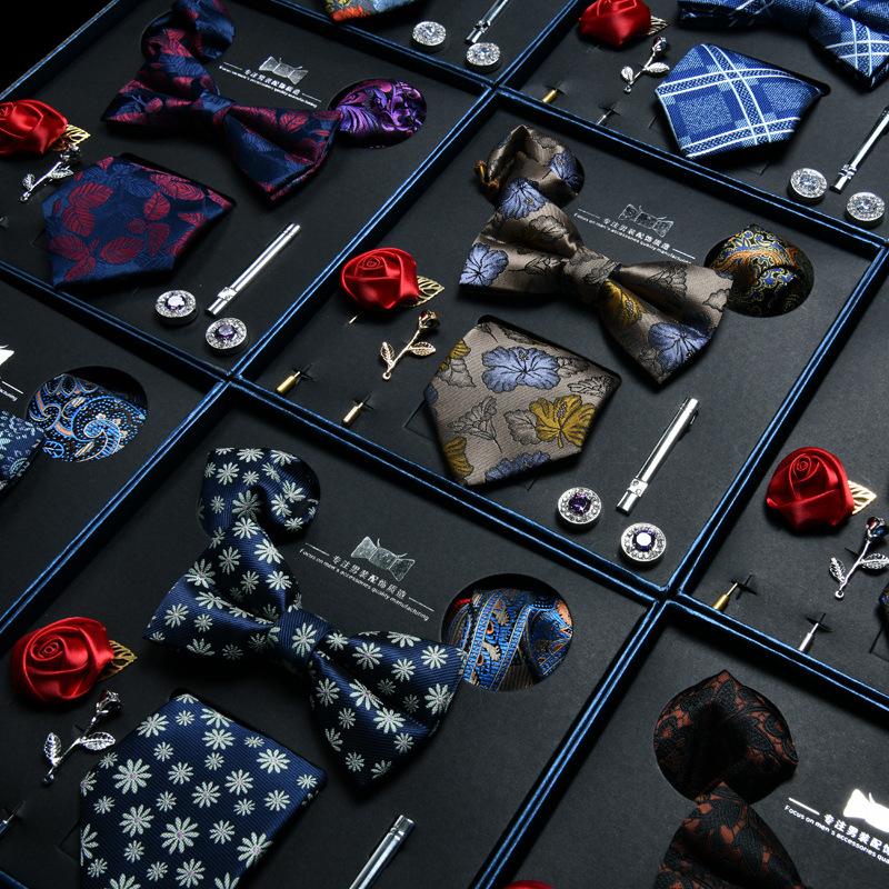 Bow Ties Business Gift Suit Men's Tie Formal Evening Party And 8-piece Set For Women In A BoxBow
Bow Ties Business Gift Suit Men's Tie Formal Evening Party And 8-piece Set For Women In A BoxBow