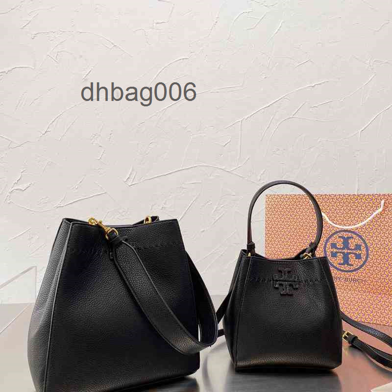 Luxurys Designer Bag T0ry Burchs Shoulder 2022 European Women's American Fashion Children's Mother Broadband Bucket 1t6p, Caramel small
Luxurys Designer Bag T0ry Burchs Shoulder 2022 European Women's American Fashion Children's Mother Broadband Bucket 1t6p, Caramel small