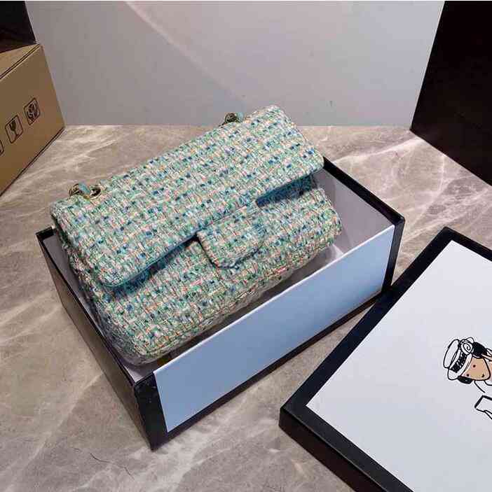 Fashion Tweed Designer Bags 25cm MultiColor Patchwork Crossbody Bag Luxury Gold-Tone Metal Chain High Capacity Double Flap Shoulder Bags, Red 
Fashion Tweed Designer Bags 25cm MultiColor Patchwork Crossbody Bag Luxury Gold-Tone Metal Chain High Capacity Double Flap Shoulder Bags, Red