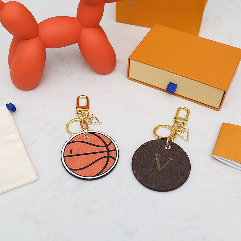 2022 High Quality Keychain Luxury Designer Brand Key Chain Men Car Keyring Women Buckle Keychains Bags Pendant 226302CY Curryon
2022 High Quality Keychain Luxury Designer Brand Key Chain Men Car Keyring Women Buckle Keychains Bags Pendant 226302CY Curryon