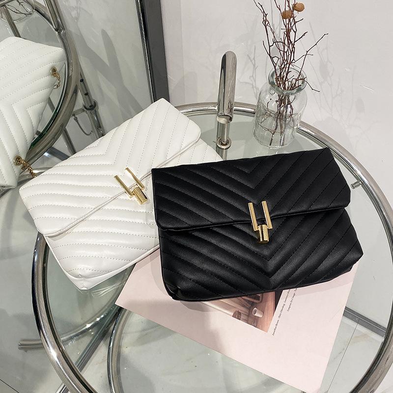 Evening Bags Ladies Bag Chain Messenger Crossbody Small PU Leather Cute Side Purse Mobile Phone Luxury DesignerEvening, White
Evening Bags Ladies Bag Chain Messenger Crossbody Small PU Leather Cute Side Purse Mobile Phone Luxury DesignerEvening, White