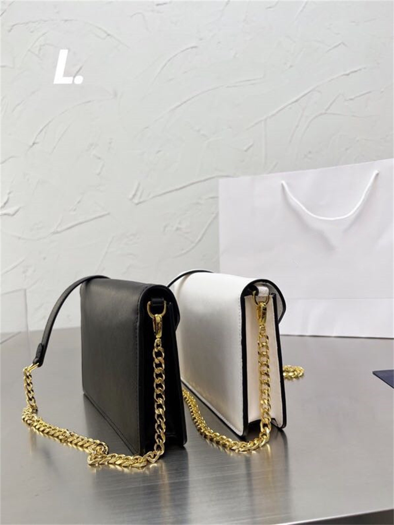 Shoulder Bags Luxury Brand Fashion Simple Square Tassel Bag Women's Designer High Quality Real Leather Chain Phone Handbags, Black
Shoulder Bags Luxury Brand Fashion Simple Square Tassel Bag Women's Designer High Quality Real Leather Chain Phone Handbags, Black
