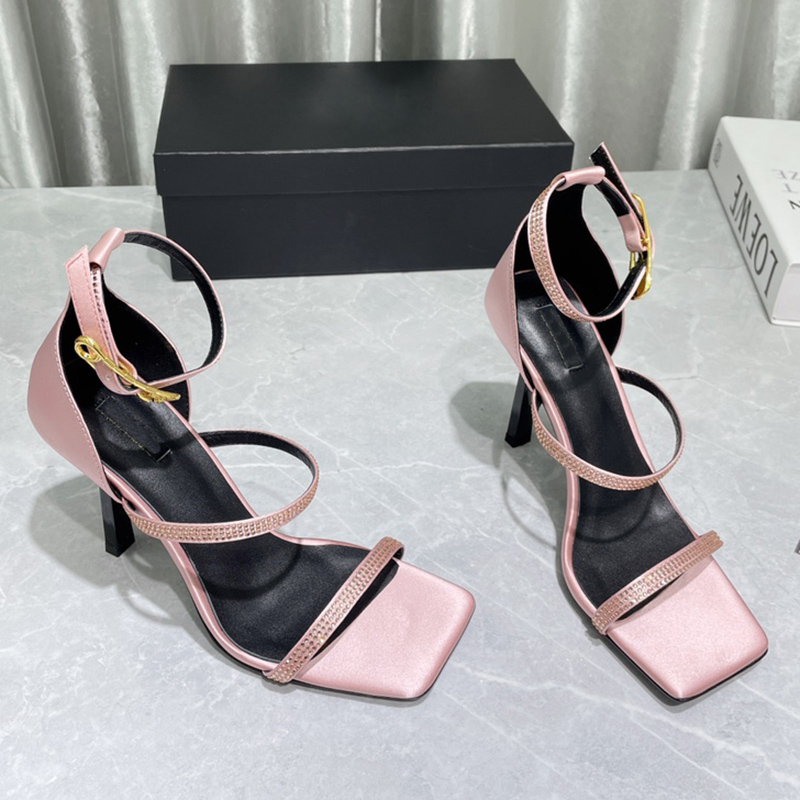 High heeled Sandals for womens Medusa Satin 10CM heels rhinestone Embellished Designers dress shoes top quality Narrow Band stiletto Heel women Rome sandal, Blue
High heeled Sandals for womens Medusa Satin 10CM heels rhinestone Embellished Designers dress shoes top quality Narrow Band stiletto Heel women Rome sandal, Blue