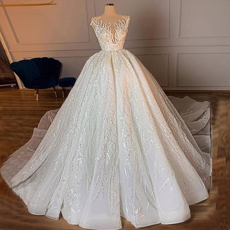 Luxury Princess Ball Gown Wedding Dresses Shiny Sequins Appliques V Neck Lace Up Sequins Satin Sleeveless Backless Floor Length Train Vintage Robes De