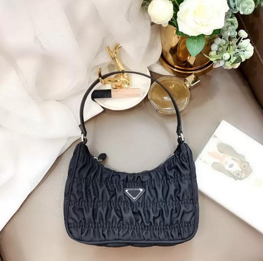 Top quality Designer hobo shoulder bag for womenMessenger promotion Chest pack lady Tote chains handbags presbyopic purse bags vintage handbag foumas CFY2004027, 10
Top quality Designer hobo shoulder bag for womenMessenger promotion Chest pack lady Tote chains handbags presbyopic purse bags vintage handbag foumas CFY2004027, 10
