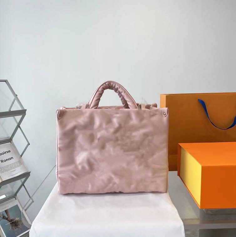 Designer Large Capacity Totes Classic Letter Embossing Genuine Leather Luxury Fashion Brand Pure Color Women Elegance Single-Shoulder Bag, Pink
Designer Large Capacity Totes Classic Letter Embossing Genuine Leather Luxury Fashion Brand Pure Color Women Elegance Single-Shoulder Bag, Pink
