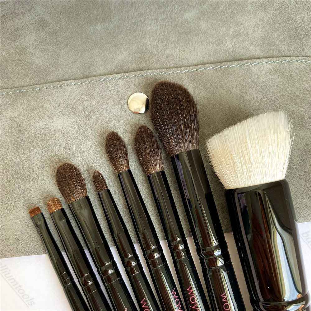 Wayne Goss Makeup Brushes Set The Collection 8 Pcs Foundation Powder Eye Shadow Cosmetics Tools make up brush sets