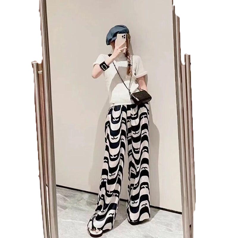 Designer Ffashion Womens Pants Sweatpants Summer New Loose Bowen Tight Waist Wide Leg Drawstring High Quality Casual Sportswear Girls Pants Large Number Pant -XXXL, White
Designer Ffashion Womens Pants Sweatpants Summer New Loose Bowen Tight Waist Wide Leg Drawstring High Quality Casual Sportswear Girls Pants Large Number Pant -XXXL, White