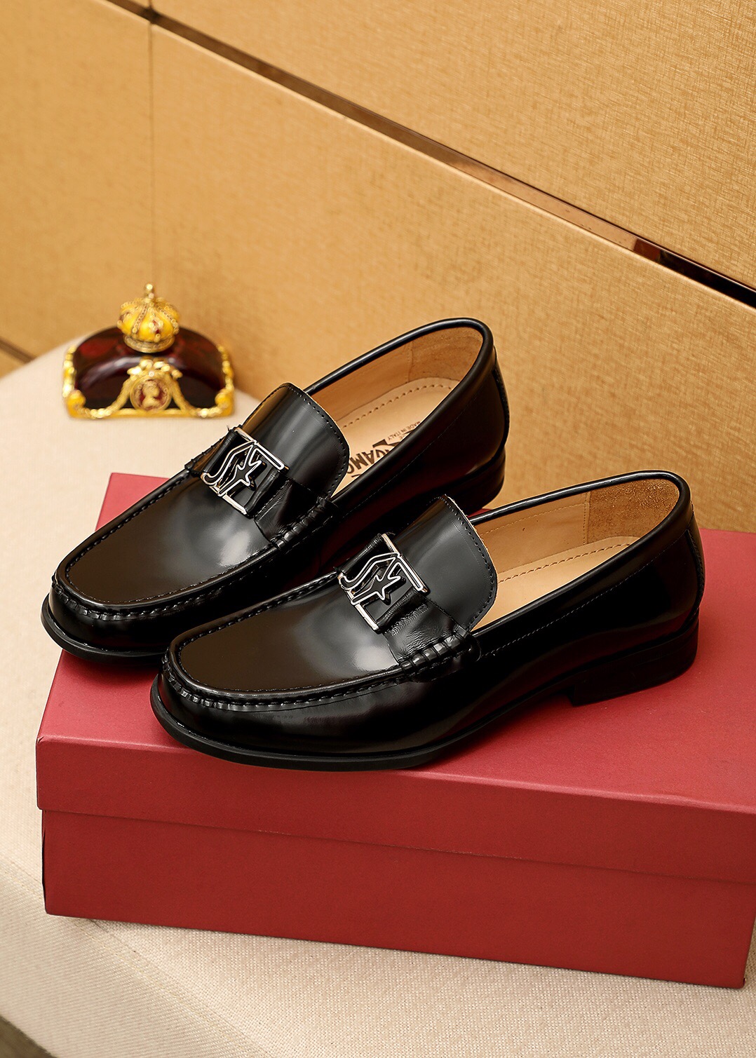2022 Men's Formal Office Handmade Oxfords Brand Designer Business Flats Male Groom Wedding Party Dress Shoes Size 38-45, Black 1
2022 Men's Formal Office Handmade Oxfords Brand Designer Business Flats Male Groom Wedding Party Dress Shoes Size 38-45, Black 1