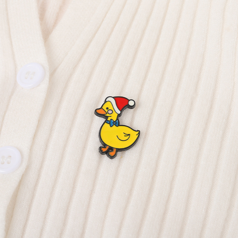 Cartoon Cute Yellow Duck Shape Clothes Brooches Pins Unisex Alloy Animal Wear Christmas Hat Collar Pins European Backpack Hats Sweater Suit Badge Brooch Jewelry
Cartoon Cute Yellow Duck Shape Clothes Brooches Pins Unisex Alloy Animal Wear Christmas Hat Collar Pins European Backpack Hats Sweater Suit Badge Brooch Jewelry