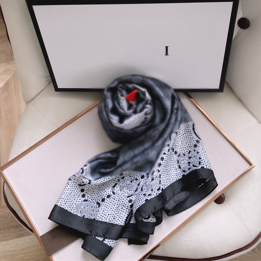 2022 XIN Silk Scarf ,SOFT MONOGRAMMED SCARF DESIGNED BY DESIGNER FOR BEAUTIFUL LADIES 190*90CM Fast delivery
2022 XIN Silk Scarf ,SOFT MONOGRAMMED SCARF DESIGNED BY DESIGNER FOR BEAUTIFUL LADIES 190*90CM Fast delivery