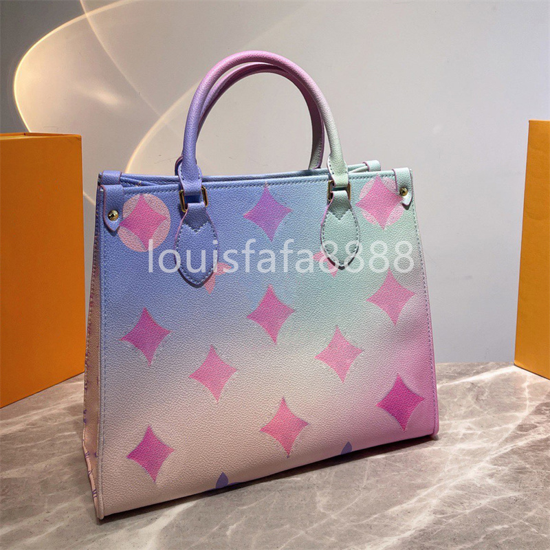 Famous Shopping Bag crossbody bags ONTHEGO Handbags SPRING IN THE CITY Totes High Quality Handbag women bags Shoulder Bag purseM46076 M20510
Famous Shopping Bag crossbody bags ONTHEGO Handbags SPRING IN THE CITY Totes High Quality Handbag women bags Shoulder Bag purseM46076 M20510