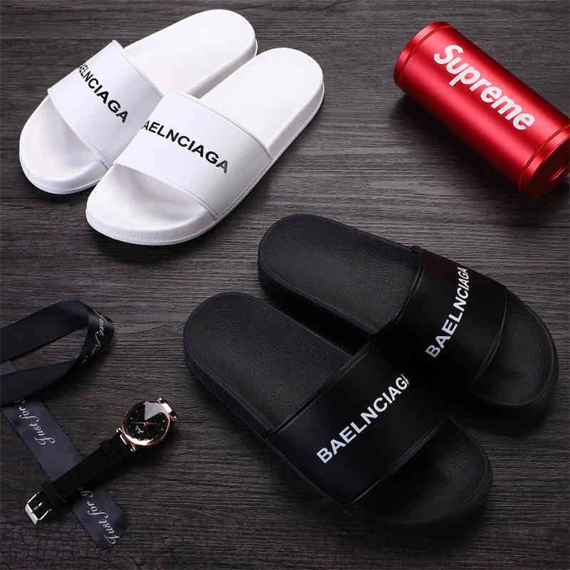 Summer slippers new version versatile ins fashion men's shoes outdoor anti-skid net 80% factory online sales, White small yards
Summer slippers new version versatile ins fashion men's shoes outdoor anti-skid net 80% factory online sales, White small yards