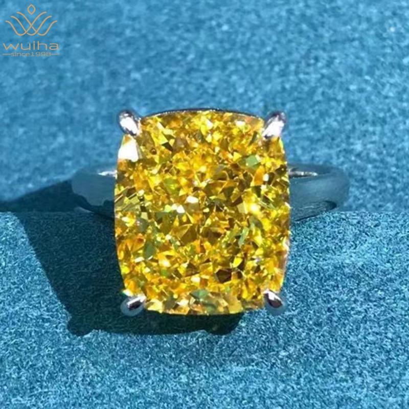 Cluster Rings WUIHA 100% 925 Sterling Silver 3EX Cushion Cut 8CT VVS Yellow Created Moissanite Wedding Engagement Customized Ring Fine Jewel
Cluster Rings WUIHA 100% 925 Sterling Silver 3EX Cushion Cut 8CT VVS Yellow Created Moissanite Wedding Engagement Customized Ring Fine Jewel