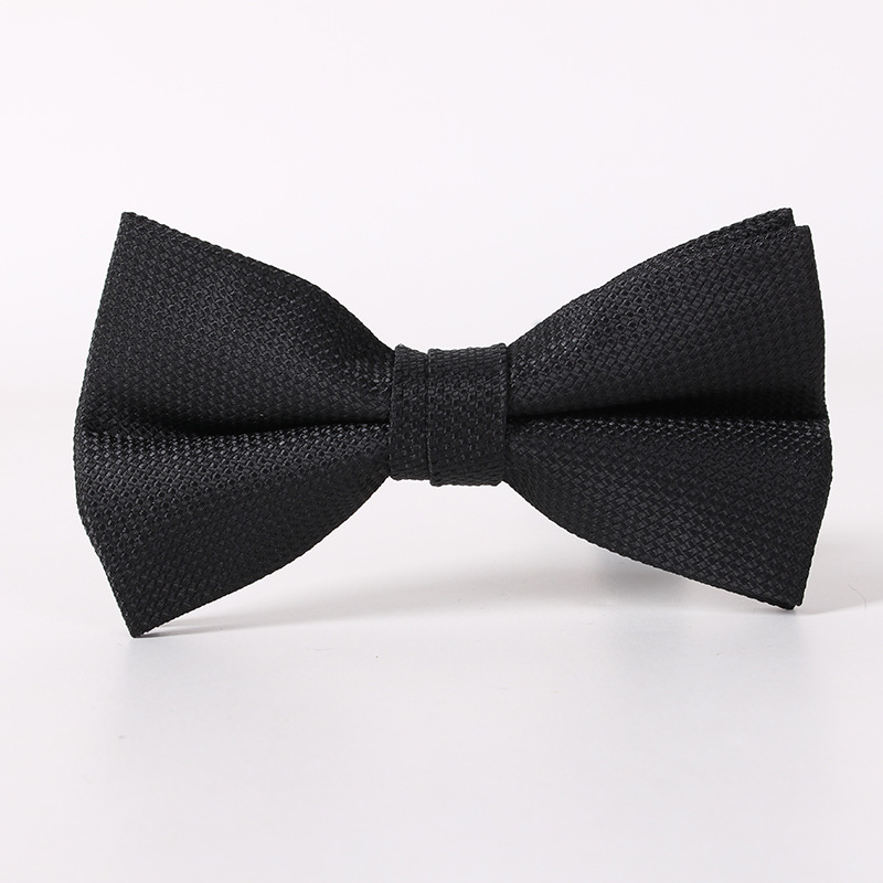 Classic Black Mens Jacquard Bow Tie for Suit Complements - Ideal for Special Occasions