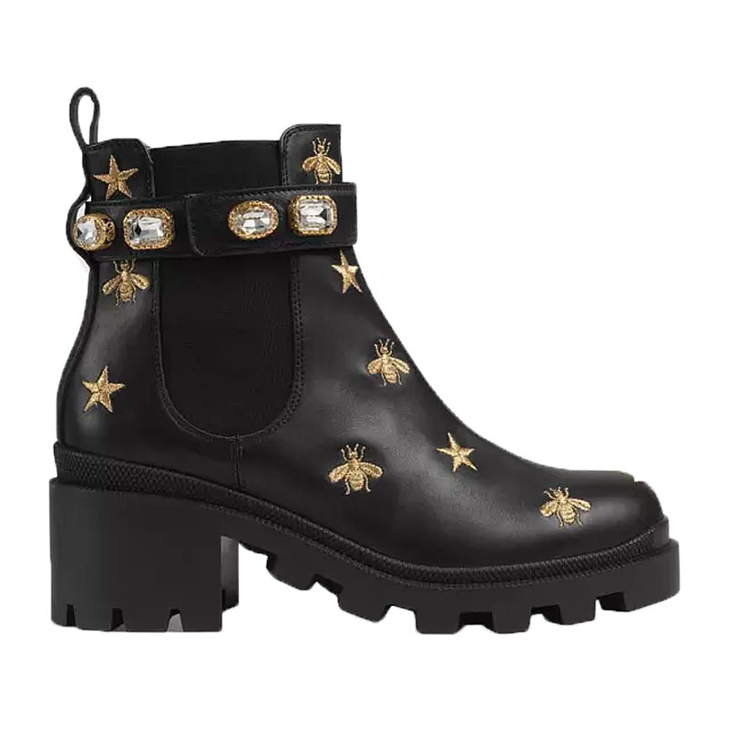 2023 Women Short Boots Cowhide Belt Buckle Metal Woman Shoes Classic Platorm Heels Leather Designer Shoe High Heeled Fashion Diamond Boot Size 35-41, Colour 1
2023 Women Short Boots Cowhide Belt Buckle Metal Woman Shoes Classic Platorm Heels Leather Designer Shoe High Heeled Fashion Diamond Boot Size 35-41, Colour 1