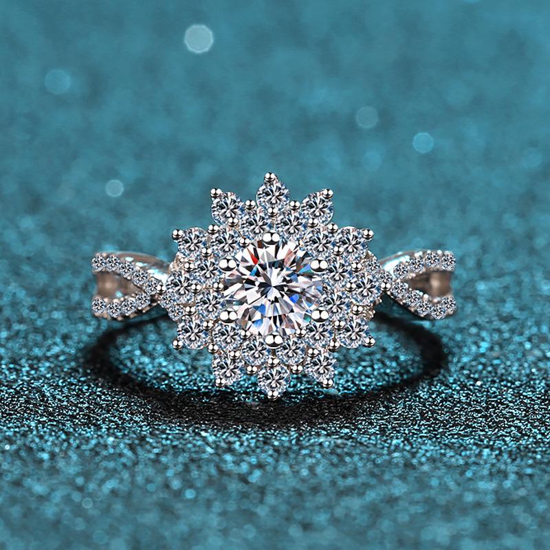 Cluster Rings 6.5mm Moissanite Ring 100% S925 Sterling Silver Wedding Anniversary 0.5CT D Color VVS1 High Quality Woman JewelryCluster
Cluster Rings 6.5mm Moissanite Ring 100% S925 Sterling Silver Wedding Anniversary 0.5CT D Color VVS1 High Quality Woman JewelryCluster