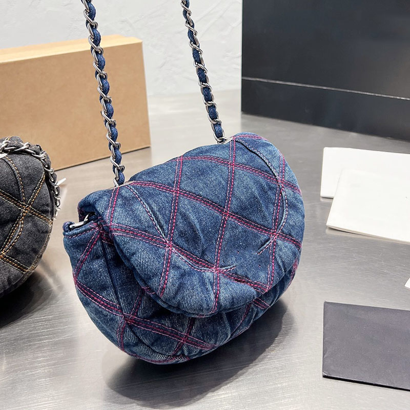 Womens Classic Cc Mini Flap Denim Quilted Bags Silver Metal Hardware matelasse Chain Crossbody Shoulder Purse Outdoor Sacoche Trends Handbags 18X16CM, Box
Womens Classic Cc Mini Flap Denim Quilted Bags Silver Metal Hardware matelasse Chain Crossbody Shoulder Purse Outdoor Sacoche Trends Handbags 18X16CM, Box