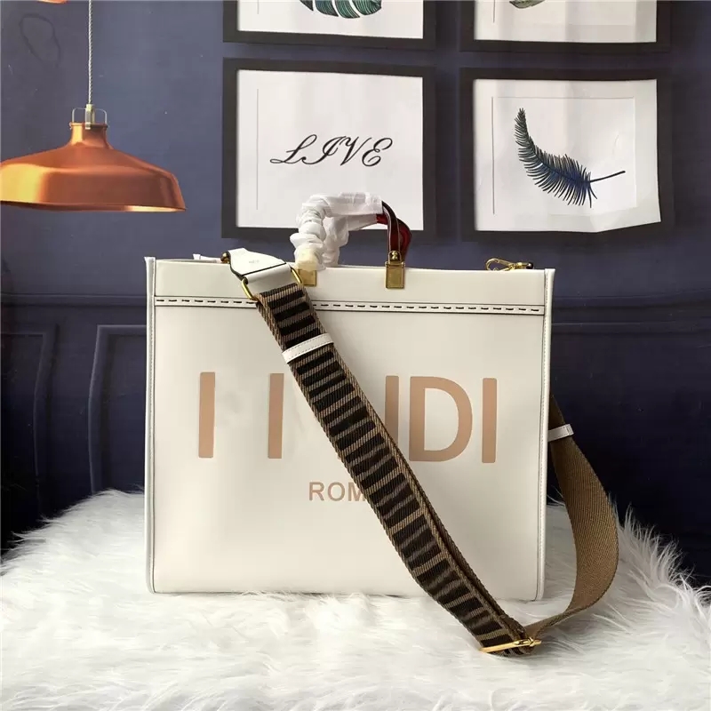 Designer Bags Luxury handbag purse Sunshine Shopper Tote Large white Leather women fashion Shoulder Bag Size:40.5*35*21.5CM, Don't pay it
Designer Bags Luxury handbag purse Sunshine Shopper Tote Large white Leather women fashion Shoulder Bag Size:40.5*35*21.5CM, Don't pay it