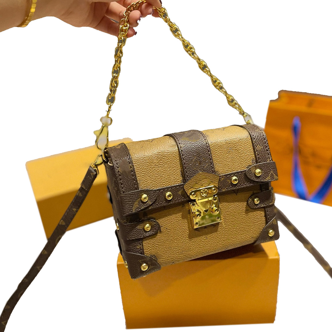 Designer Classic Mini Trunk Chain Shoulder Bags France Brand High Quality Genuine Leather Old Flower Crossbody Bag Fashion Women Handbags Luxury Designers Bag 17 CM, 01
Designer Classic Mini Trunk Chain Shoulder Bags France Brand High Quality Genuine Leather Old Flower Crossbody Bag Fashion Women Handbags Luxury Designers Bag 17 CM, 01