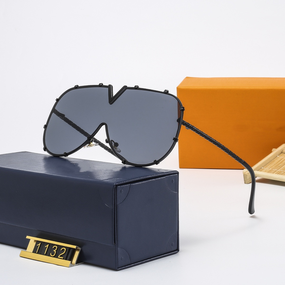 1132Fashion Oversized New Women Sunglasses Men V-Shape Sun Glasses Pilot Retro One-Piece Goggles Shades celebrity Eyewear UV400
1132Fashion Oversized New Women Sunglasses Men V-Shape Sun Glasses Pilot Retro One-Piece Goggles Shades celebrity Eyewear UV400