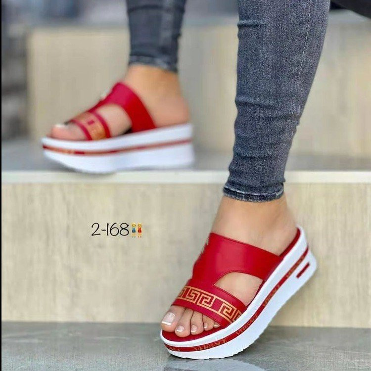 Designer Men's Ladies Slippers Sandals Slippers Classic Fashion Thick Sole People Avatar Slippers Summer Wide Flat Men's Ladies Sandals Size 36-43, White
Designer Men's Ladies Slippers Sandals Slippers Classic Fashion Thick Sole People Avatar Slippers Summer Wide Flat Men's Ladies Sandals Size 36-43, White