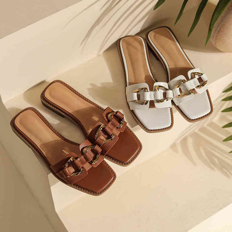 Sandals style cowhide slippers women's head low heels cover feet wear metal buckle outside and sandals outside for vacation GBPF, 1# shoe box
Sandals style cowhide slippers women's head low heels cover feet wear metal buckle outside and sandals outside for vacation GBPF, 1# shoe box