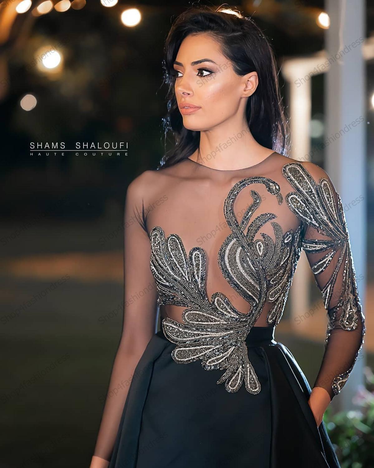 A-line Black Elegant Prom Dresses V Neck Sexy Long Sleeves Hollow Sequins Appliques Lace High Side Slit Lace Plus Size Formal Party Gowns Custom Made